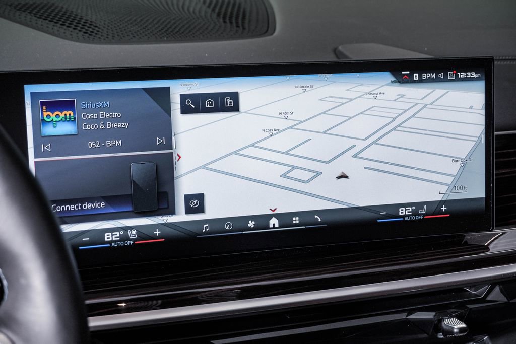 Used 2026 BMW X7 M60i w/ Executive Package image 23