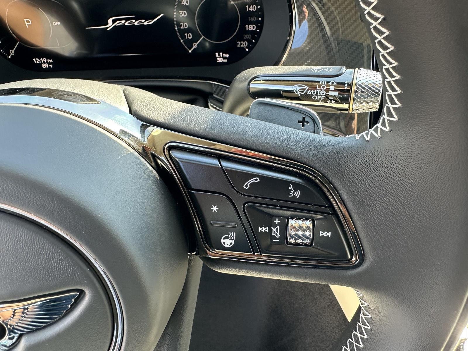 New 2026 Bentley Flying Spur Plug-In Hybrid AWD/4WD image 32