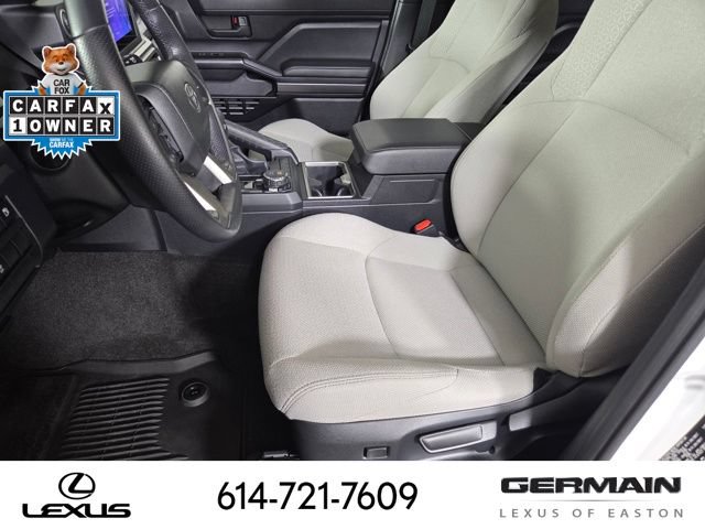 Used 2025 Toyota 4Runner SR5 AWD/4WD image 20