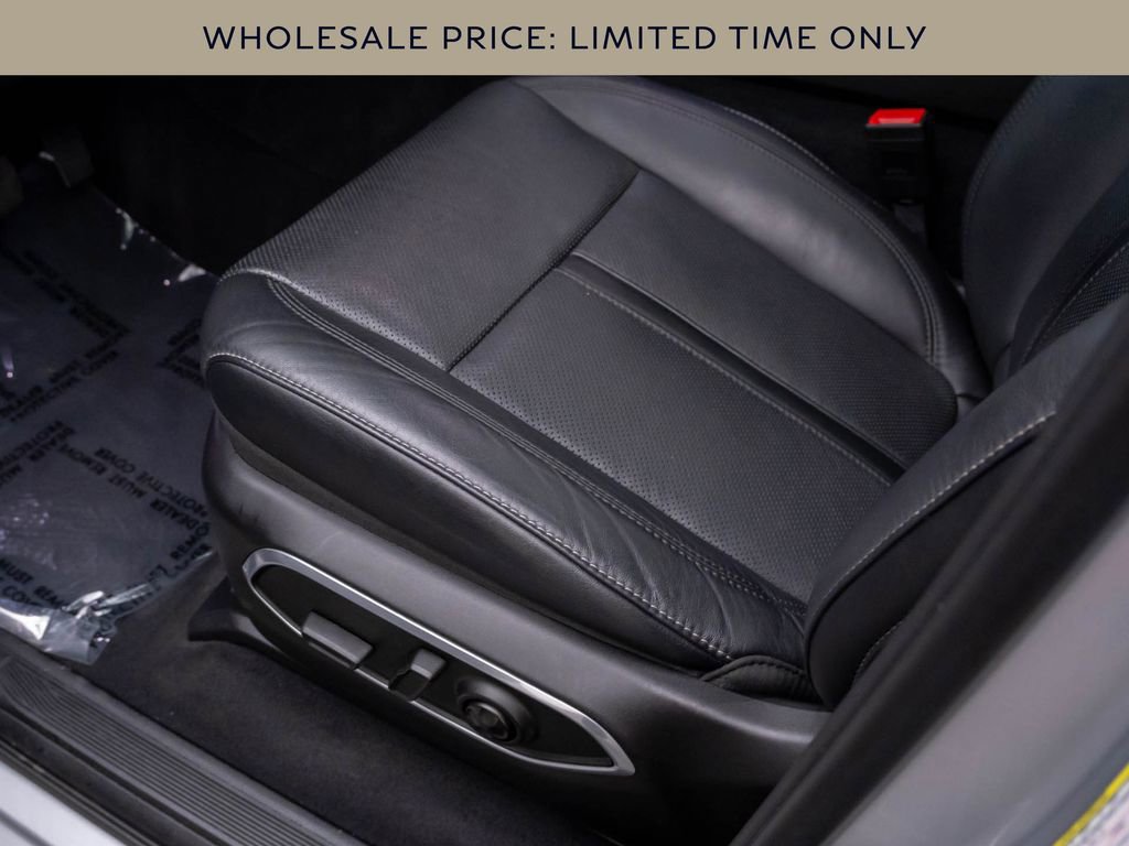 Used 2023 Jeep Wagoneer Series II AWD/4WD image 14