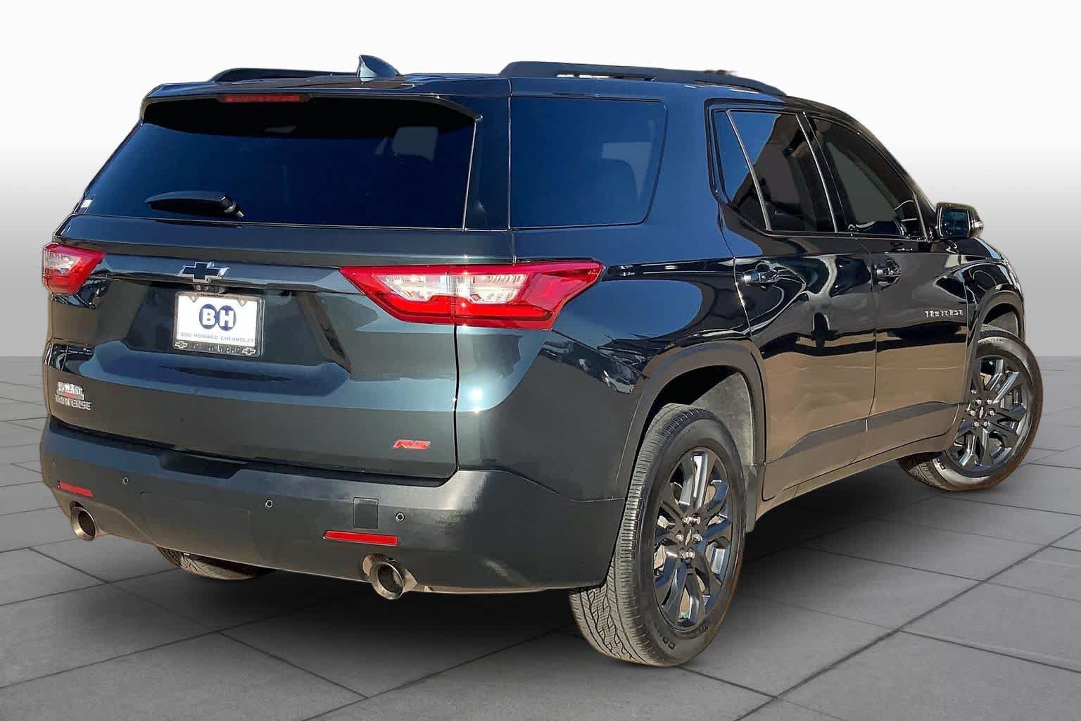 Used 2020 Chevrolet Traverse RS FWD image 13