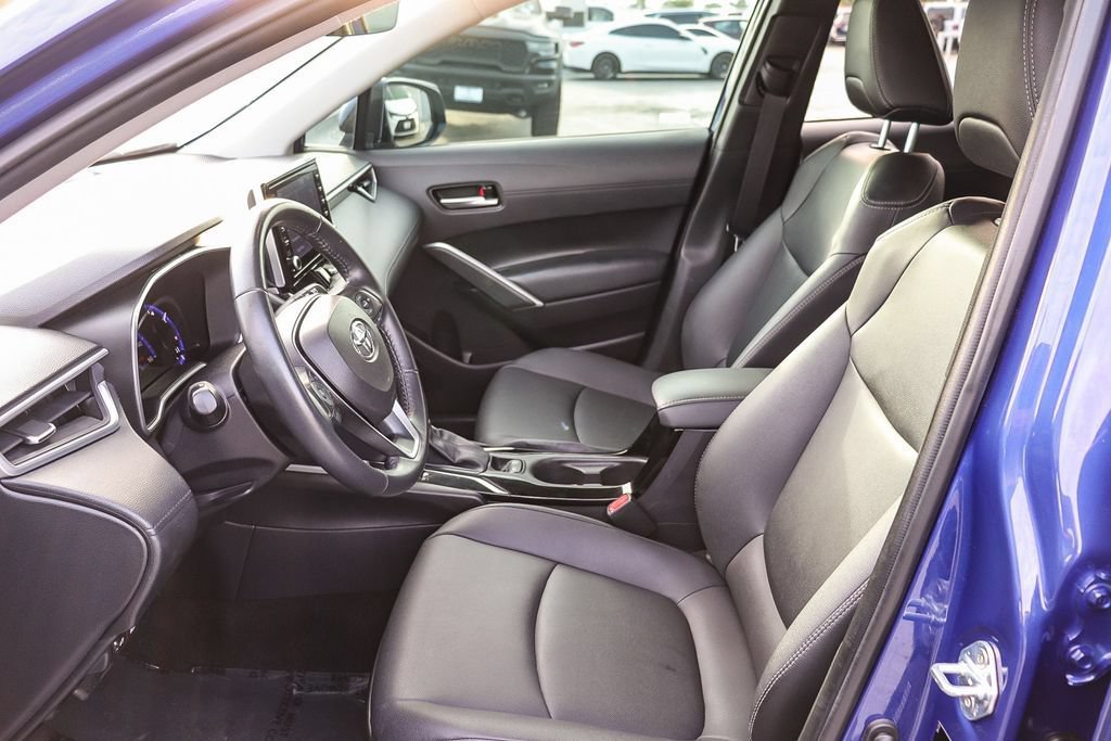 Used 2022 Toyota Corolla Cross XLE FWD image 20