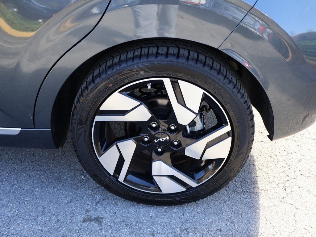 Used 2023 Kia Soul GT-Line w/ GT-Line Technology Package image 20