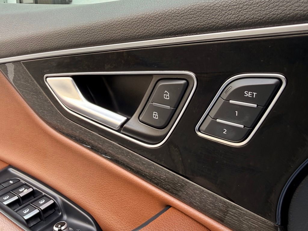 Used 2018 Audi Q7 3.0T Premium Plus image 34