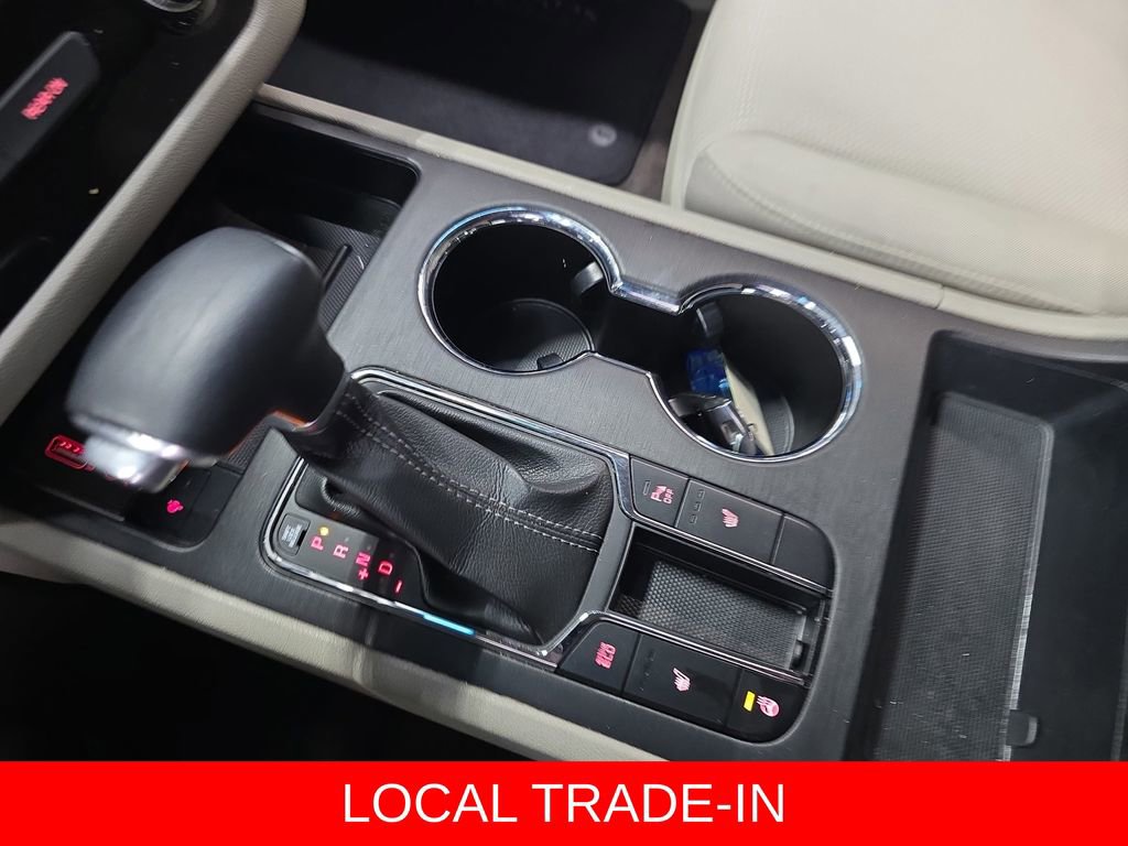 Used 2019 Kia Sedona LX image 26