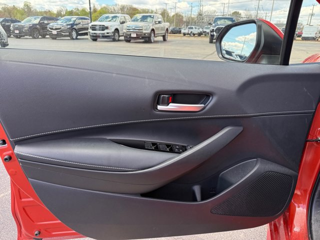 Used 2025 Toyota Corolla SE FWD image 28