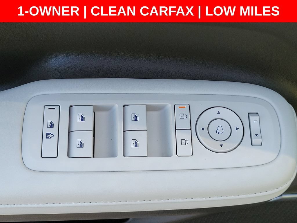 Used 2025 Hyundai Santa Fe Calligraphy AWD/4WD image 23