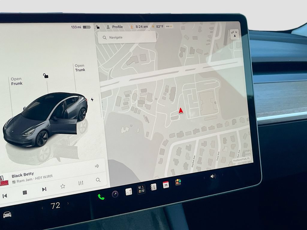 Used 2022 Tesla Model 3 Long Range AWD/4WD image 12