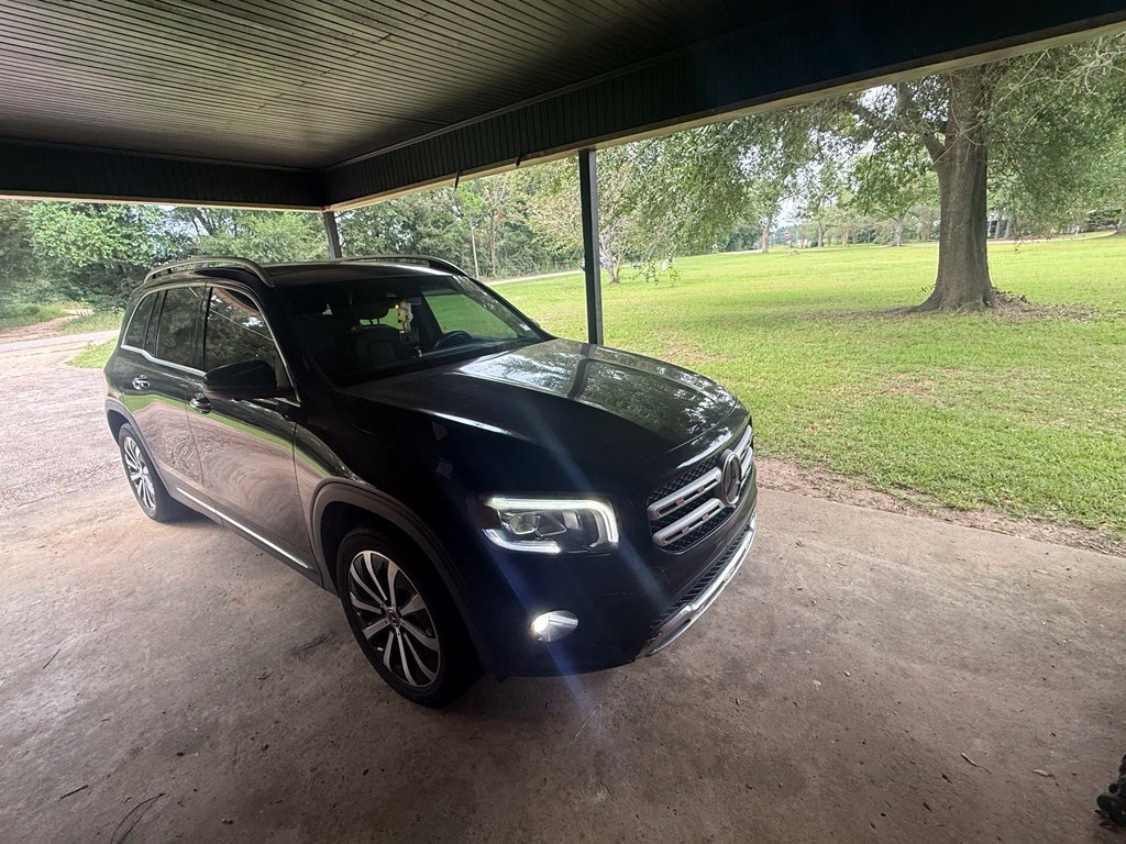 Used 2020 Mercedes-Benz GLB 250 image 2