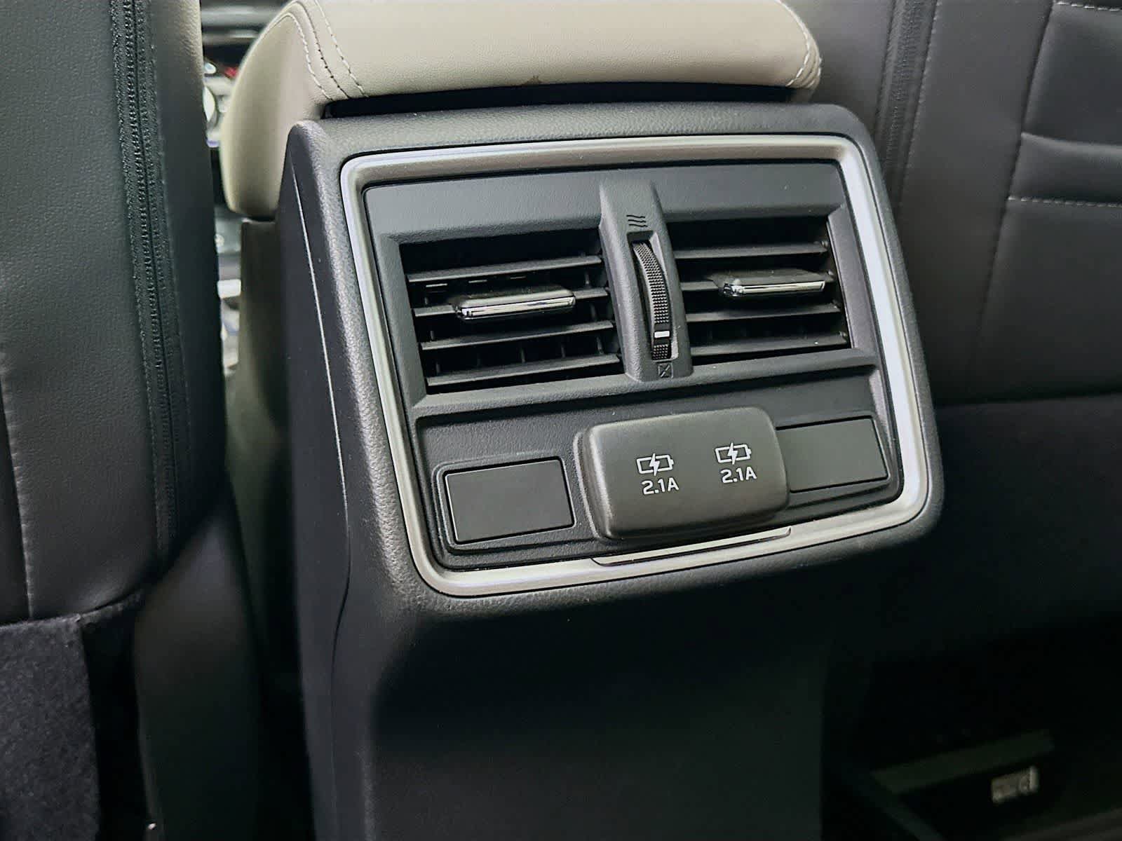 Used 2023 Subaru Forester Limited AWD/4WD image 13