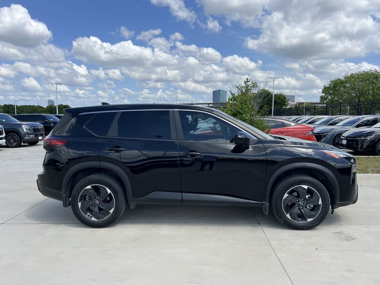 Certified 2024 Nissan Rogue SV image 3