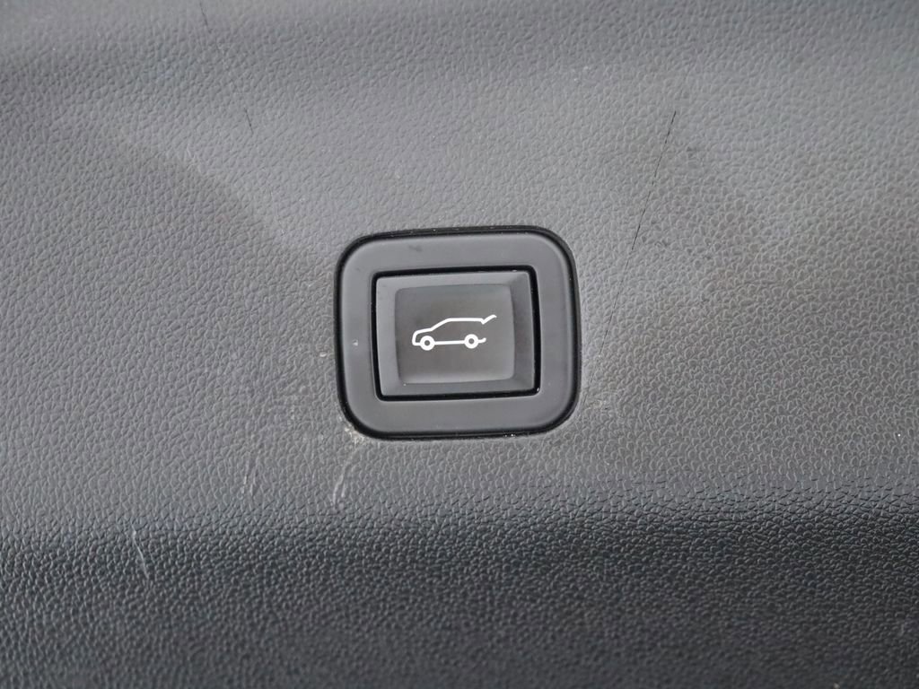 Used 2021 Chevrolet Suburban High Country image 52