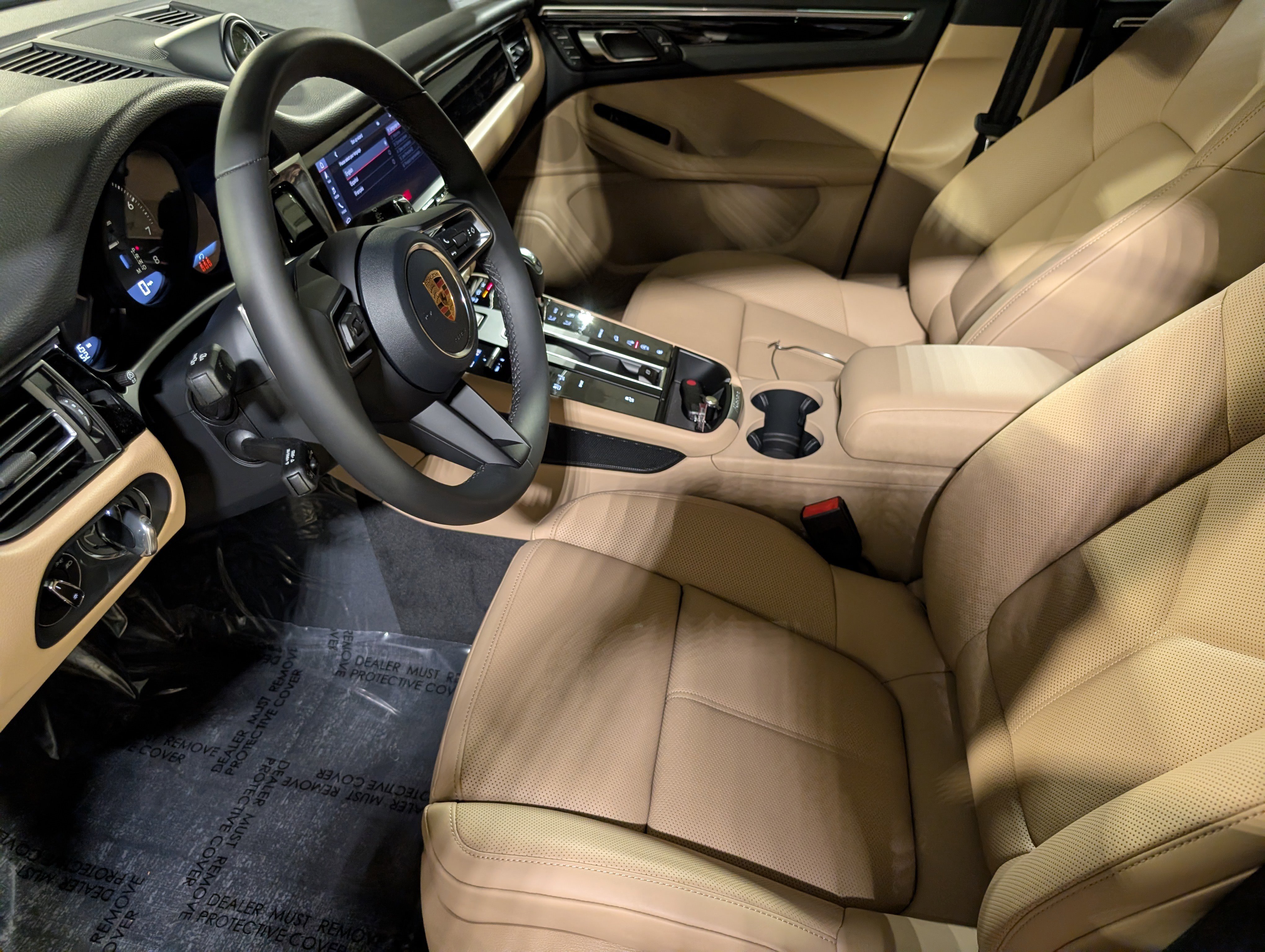 New 2026 Porsche Macan image 5