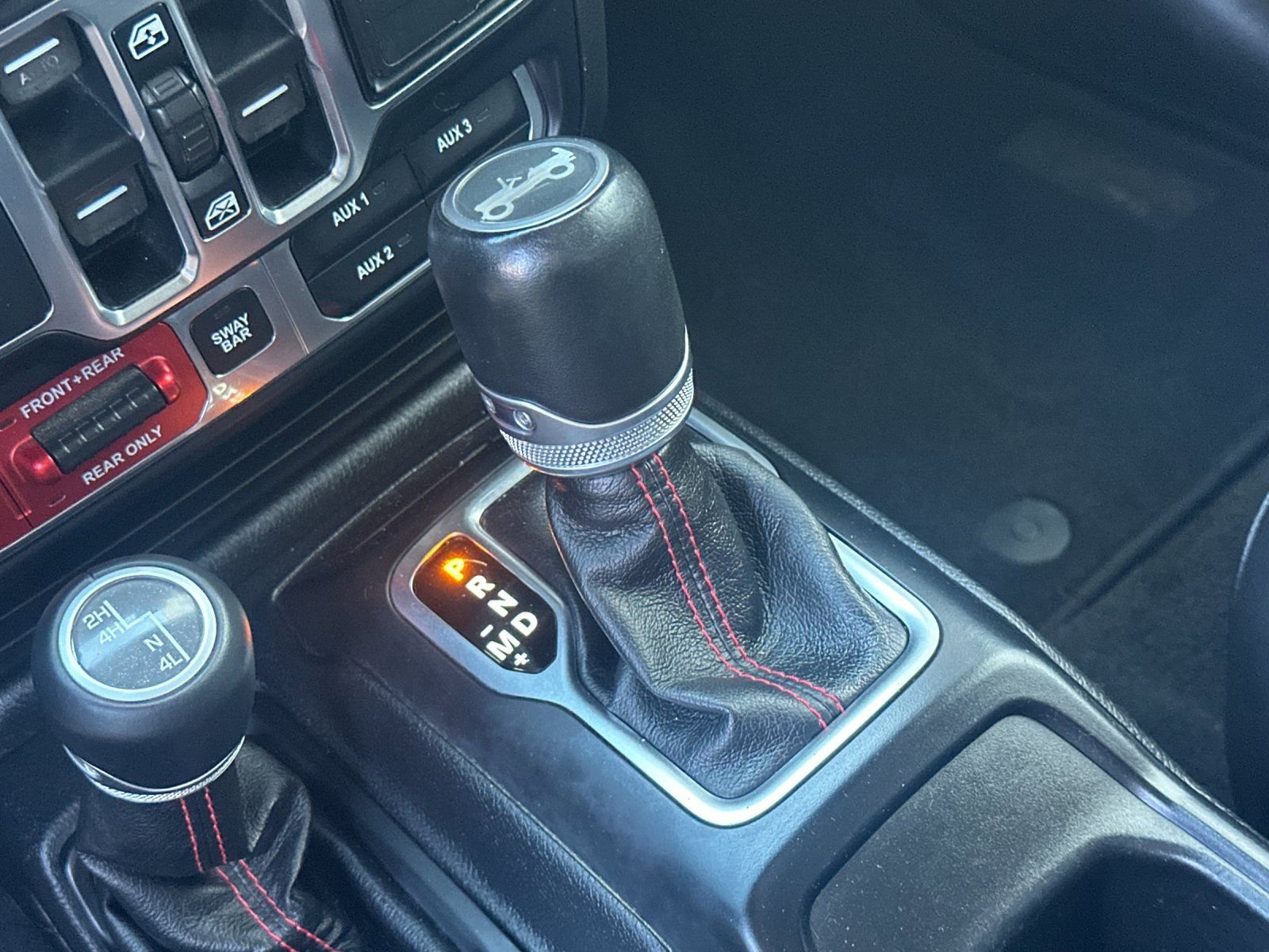 Used 2019 Jeep Wrangler Unlimited Rubicon w/ Dual Top Group image 24