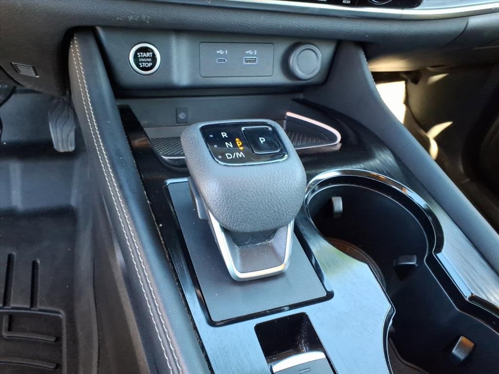 Used 2023 Nissan Rogue Platinum image 15