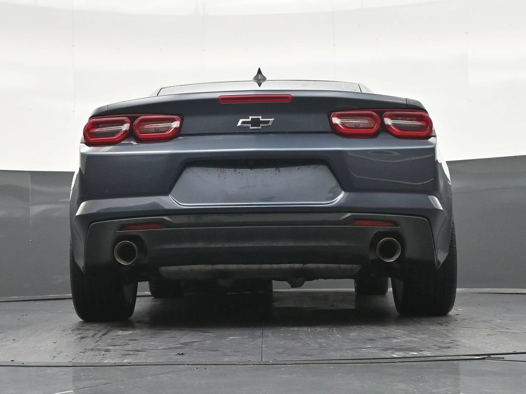 Used 2023 Chevrolet Camaro LT RWD image 26