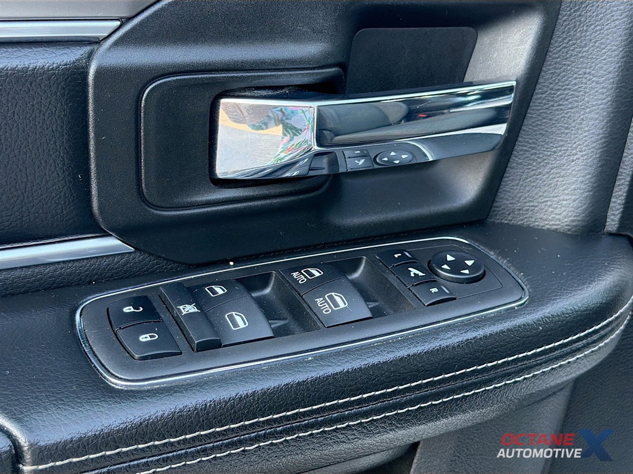 Used 2023 RAM 1500 Classic Warlock image 18