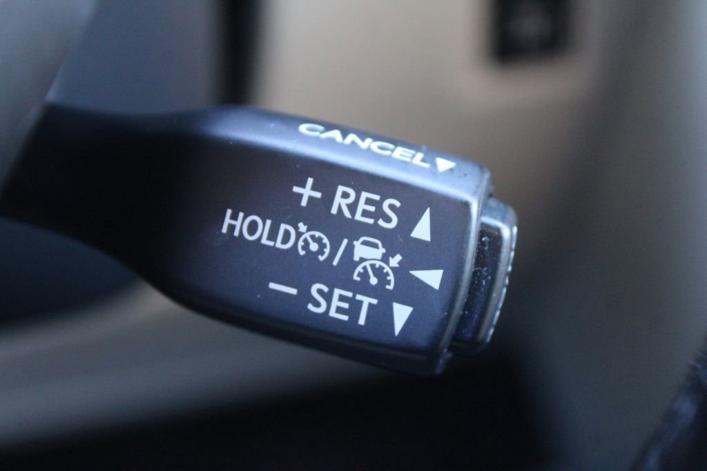 Used 2023 Lexus GX 460 Premium w/ Premium Package image 39