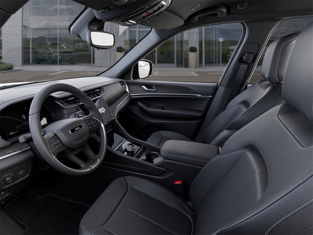 New 2025 Jeep Grand Cherokee Limited image 22