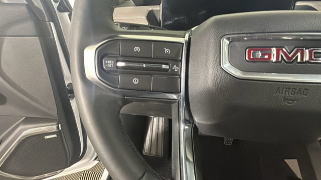 New 2025 GMC Acadia Elevation w/ Black Edition AWD/4WD image 17