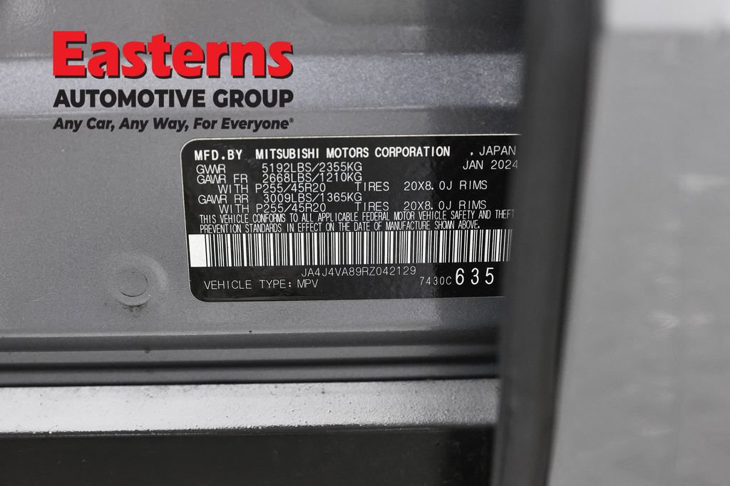 Used 2024 Mitsubishi Outlander SE AWD/4WD image 36