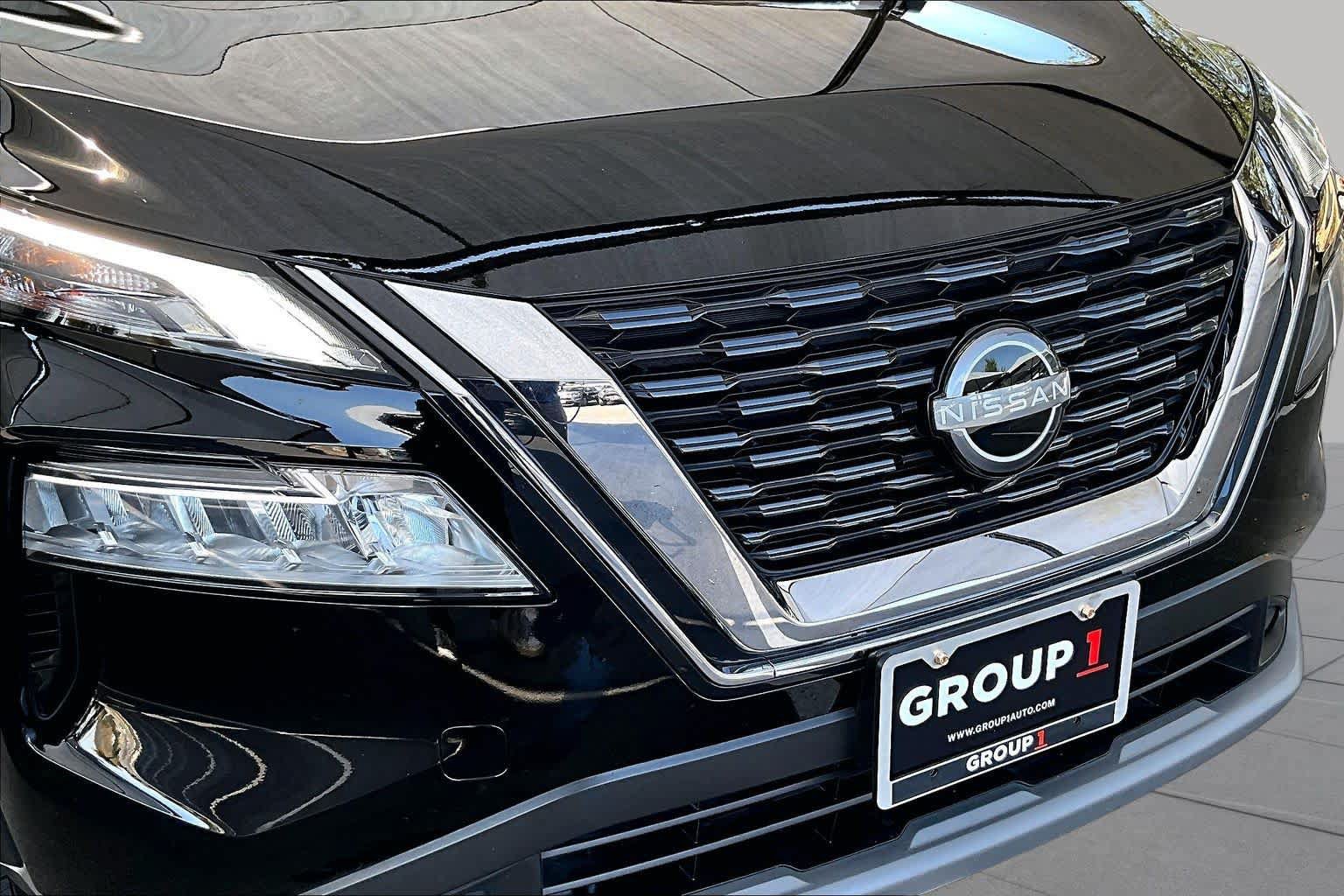 Used 2023 Nissan Rogue SV FWD image 30