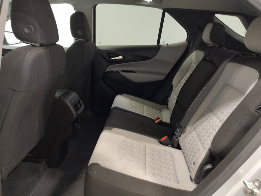 Used 2022 Chevrolet Equinox LT FWD image 18