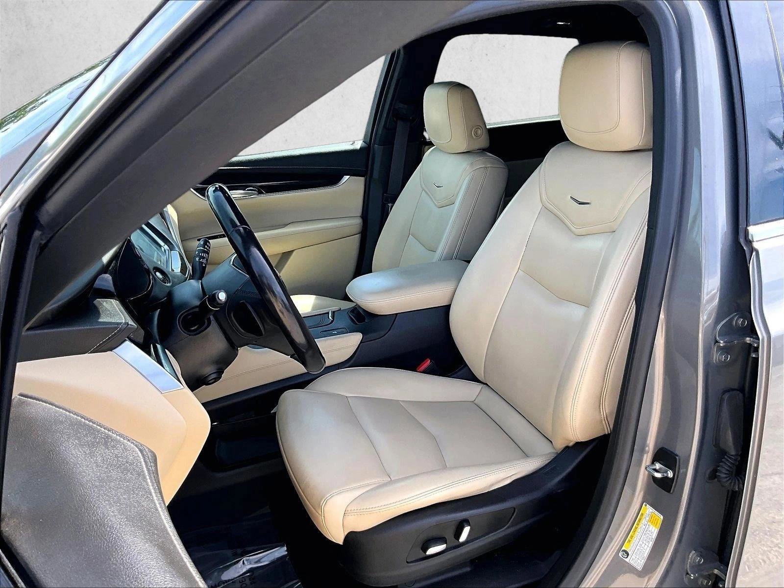 Used 2018 Cadillac XT5 FWD w/ LPO, Wheel Lock Package image 26
