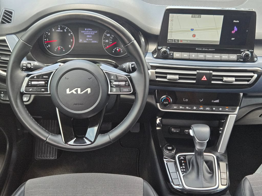 Certified 2023 Kia Seltos S w/ Navigation Package FWD image 10