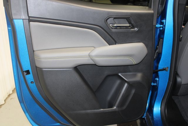 Used 2024 Chevrolet Colorado ZR2 w/ Technology Package image 15