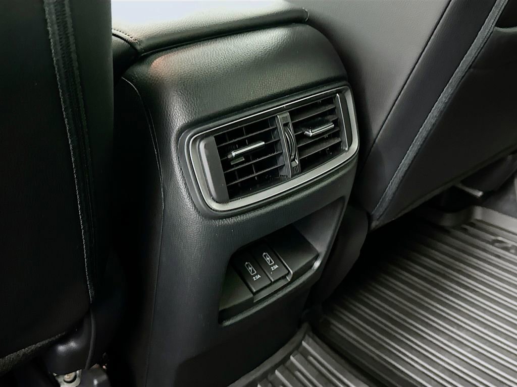 Used 2022 Honda CR-V Touring image 27