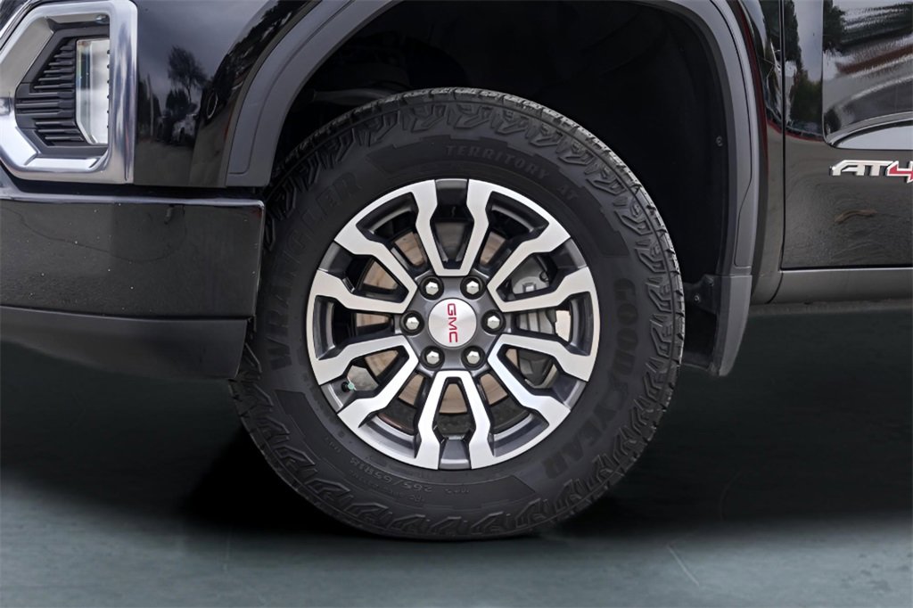 Used 2021 GMC Sierra 1500 AT4 w/ AT4 Preferred Package image 4