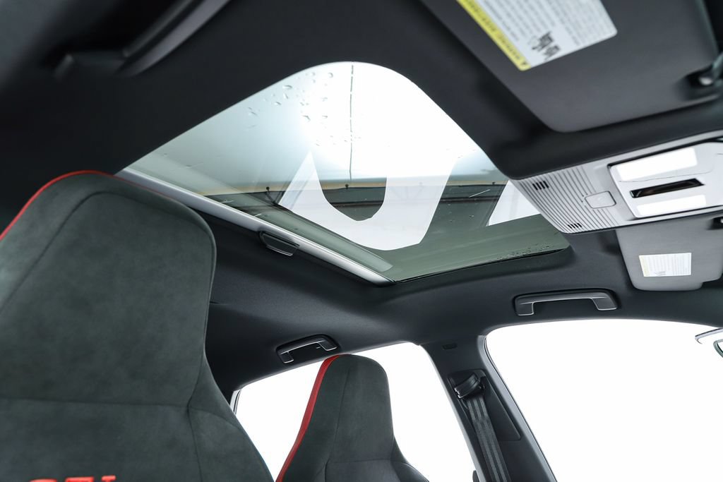 New 2026 Volkswagen GTI SE FWD image 35
