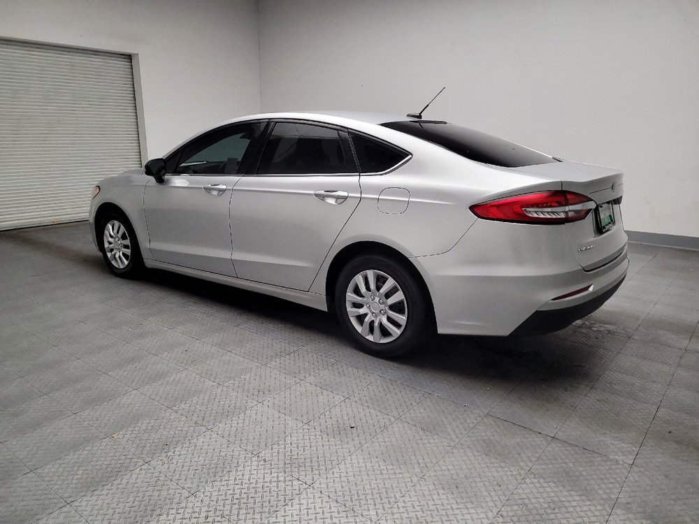Used 2019 Ford Fusion S image 3