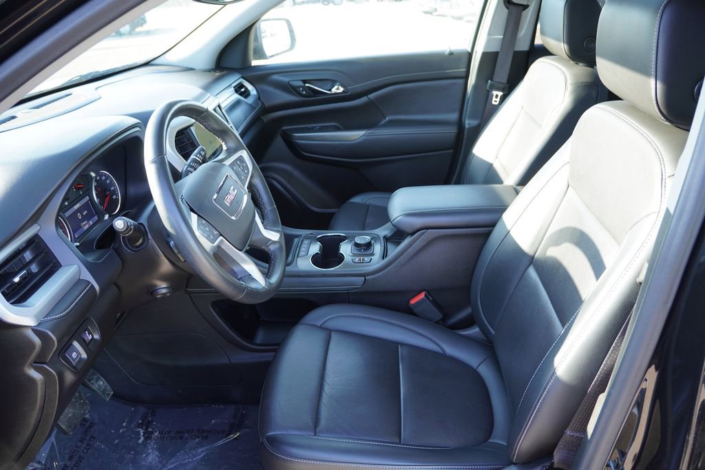 Certified 2023 GMC Acadia SLT w/ Preferred Package image 16