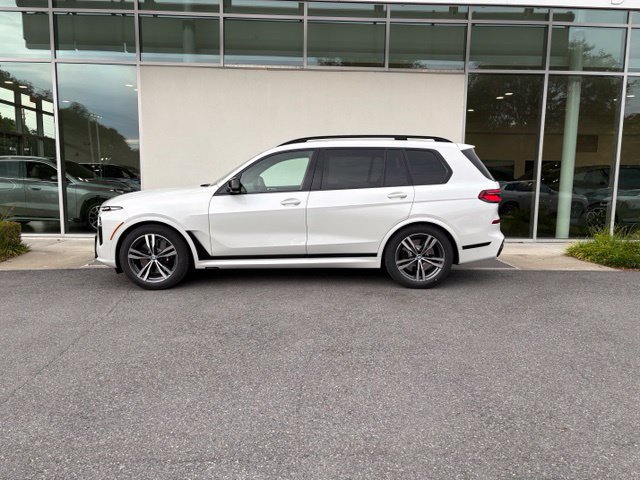 New 2027 BMW X7 M60i AWD/4WD image 2