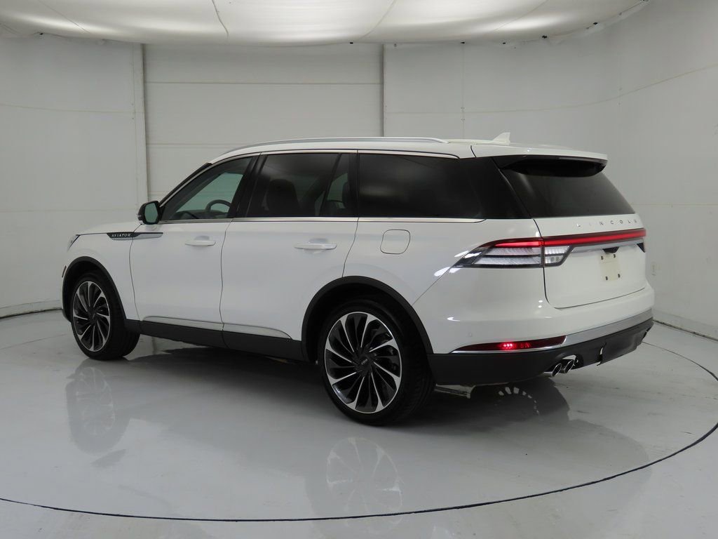 Used 2023 Lincoln Aviator Reserve w/ Equipment Group 201A image 7
