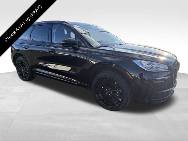 Used 2023 Lincoln Corsair Reserve w/ Equipment Group 201A image 11