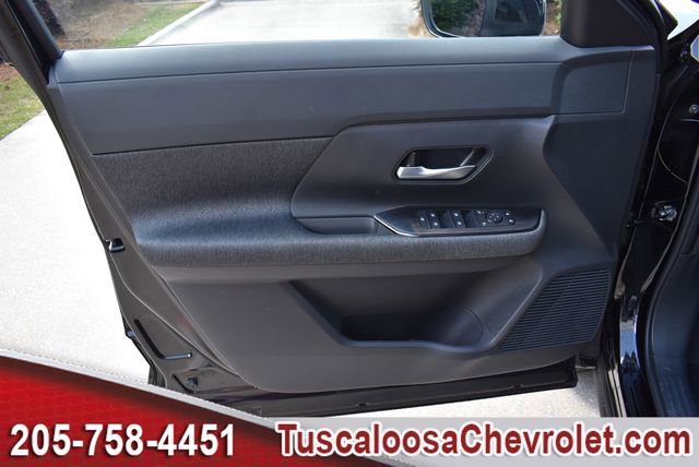 Used 2026 Nissan Kicks SV w/ SV Premium Package FWD image 16
