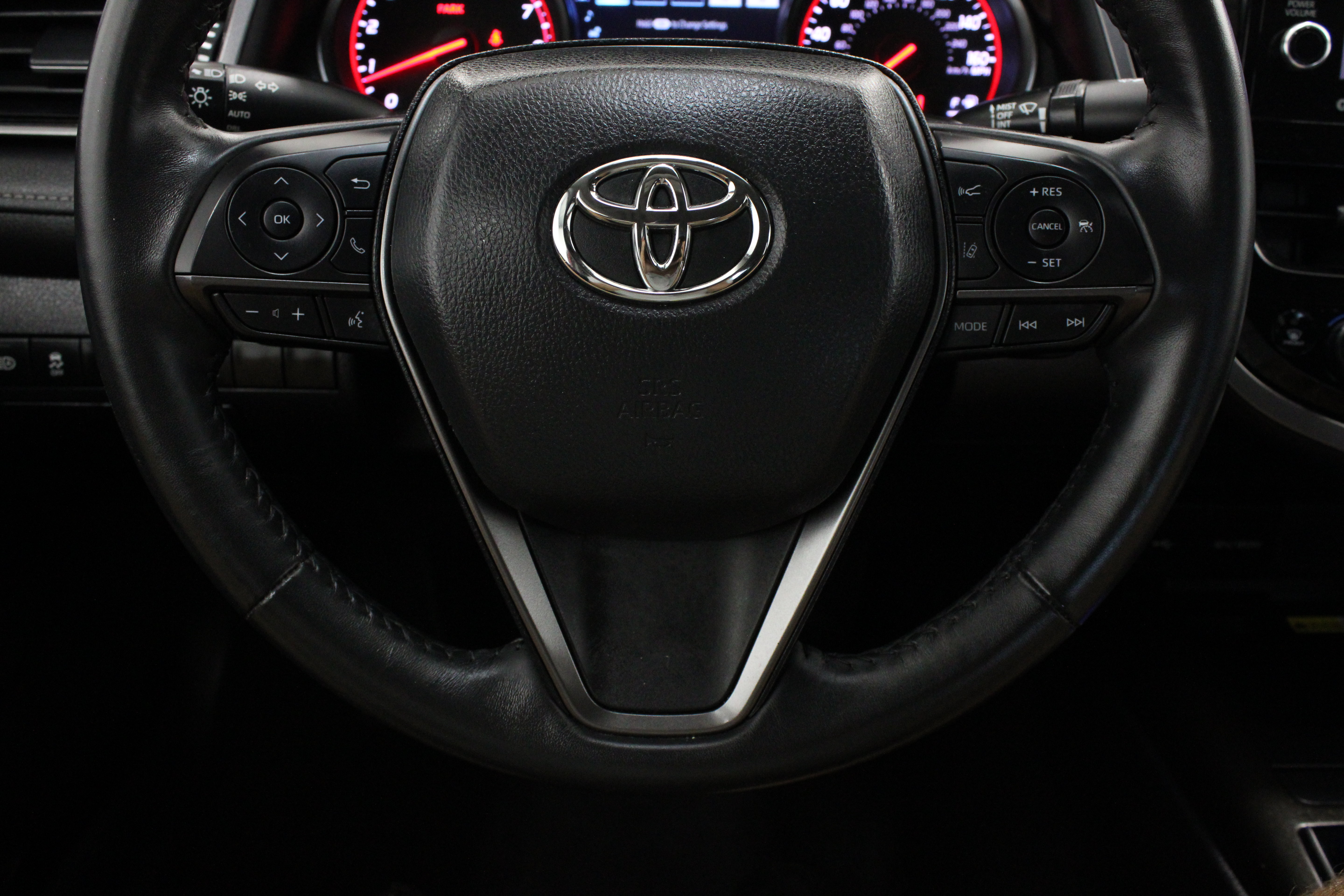 Used 2024 Toyota Camry XSE FWD image 25