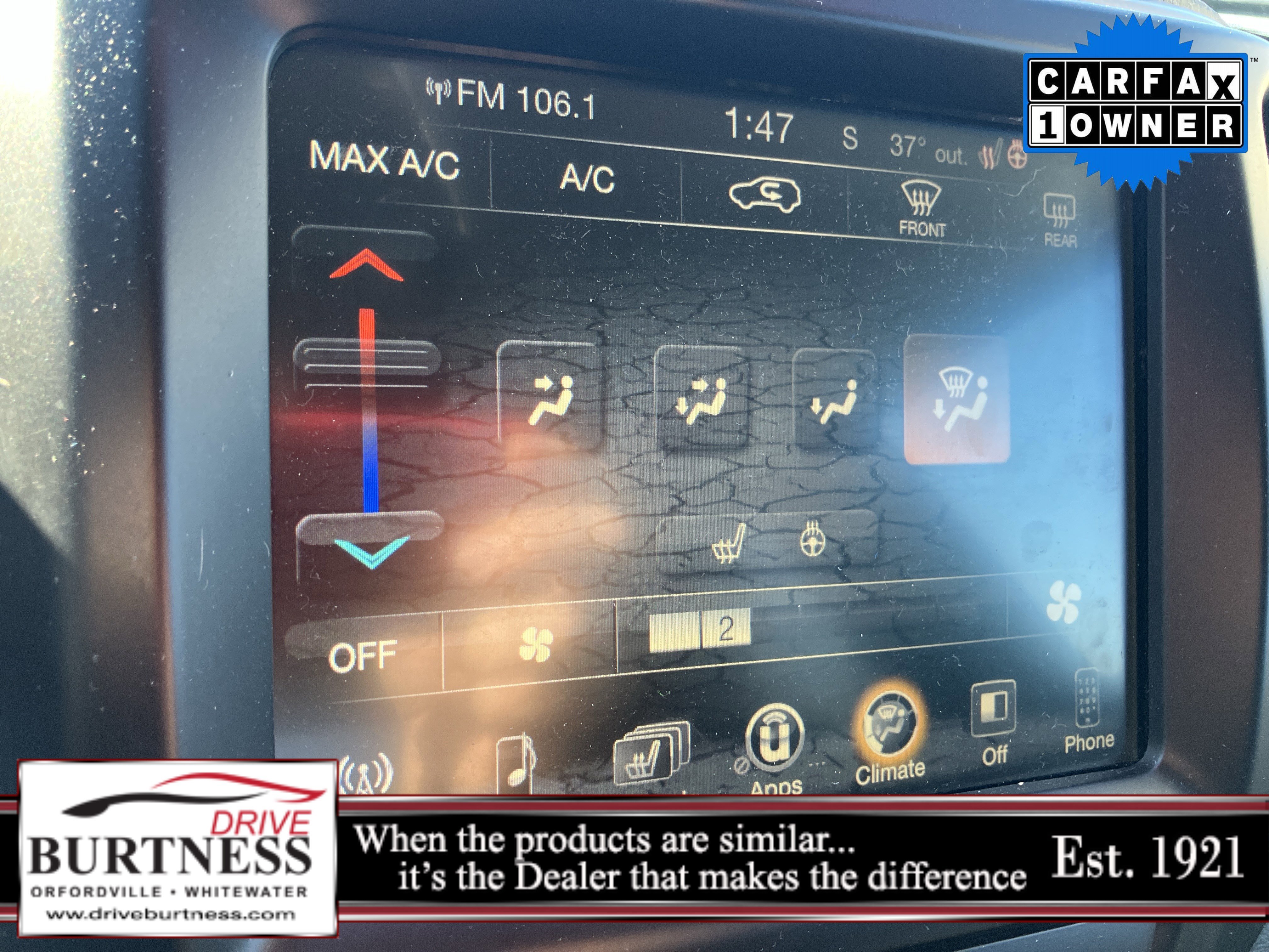 Used 2017 Jeep Cherokee Latitude w/ Cold Weather Group image 32