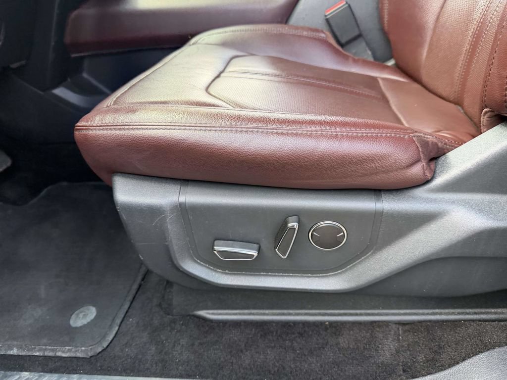 Used 2022 Ford Expedition Limited AWD/4WD image 21