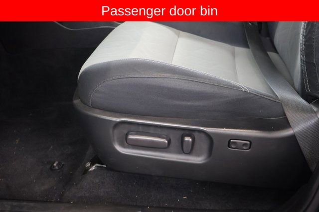 Used 2022 Toyota Tacoma TRD Off-Road image 15