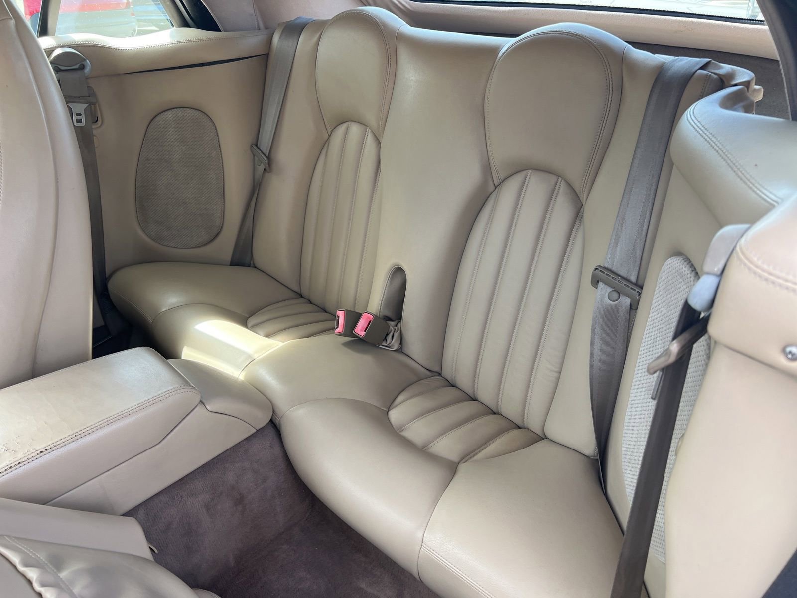 Used 2000 Jaguar XK8 Convertible image 29