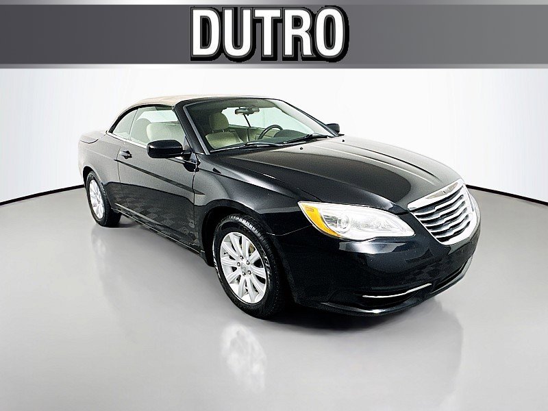 Used 2013 Chrysler 200 Touring image 1