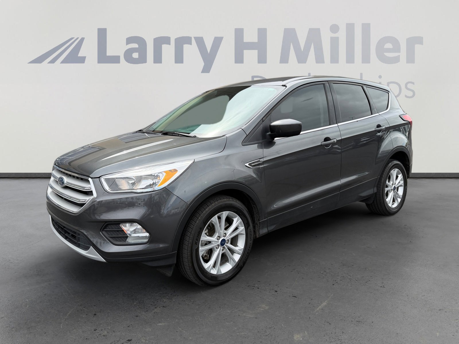Used 2019 Ford Escape SE