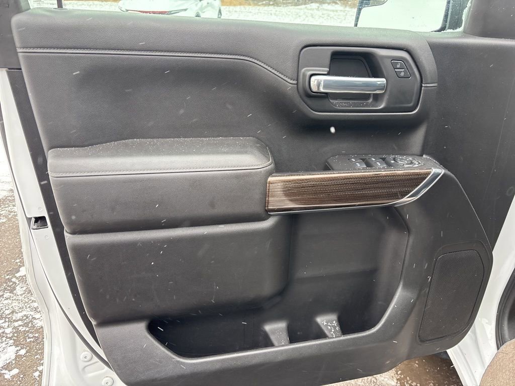 Used 2021 Chevrolet Silverado 1500 RST image 12