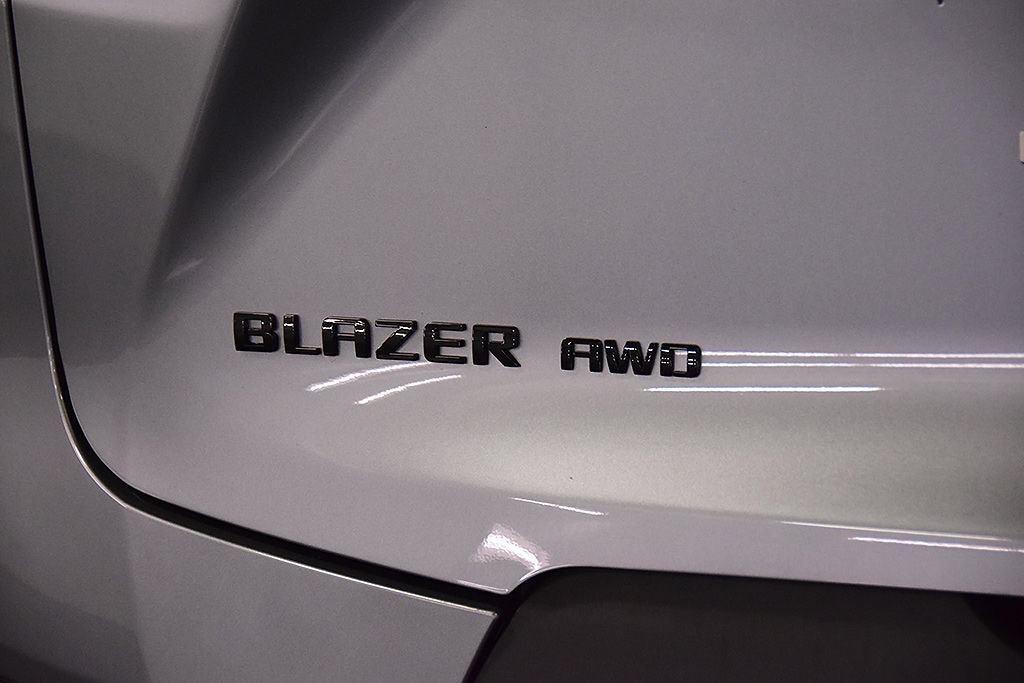 Used 2023 Chevrolet Blazer LT w/ Convenience Package AWD/4WD image 12