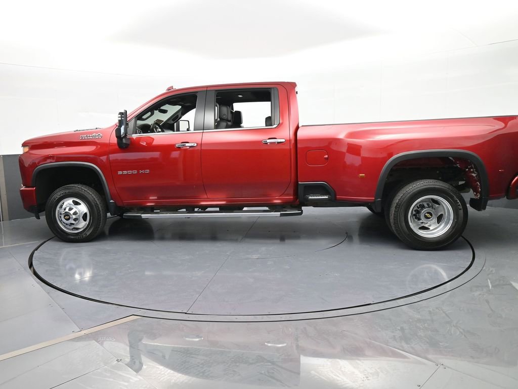 Used 2023 Chevrolet Silverado 3500 High Country AWD/4WD image 3