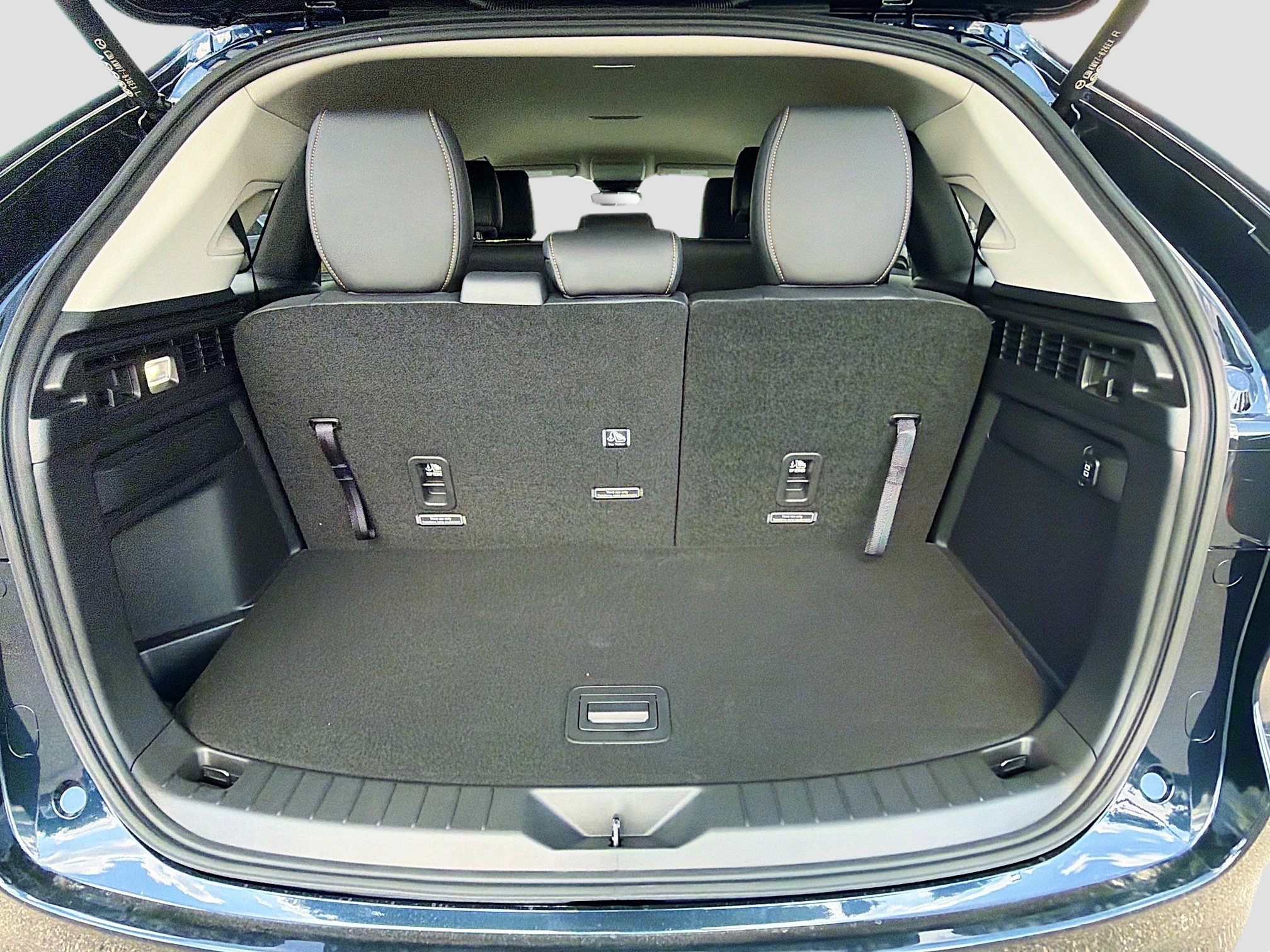 New 2026 MAZDA CX-90 3.3 Turbo w/ Select Package image 13